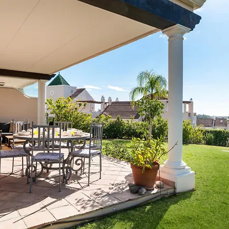 Townhouse In Paraiso * Estepona