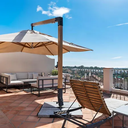 Townhouse In Paraiso