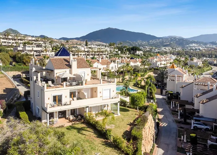 Townhouse In Paraiso * Estepona