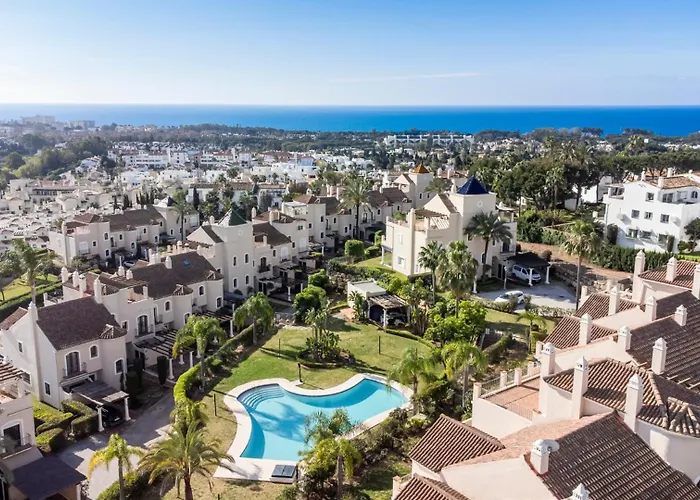 Townhouse In Paraiso Casa vacanze Estepona