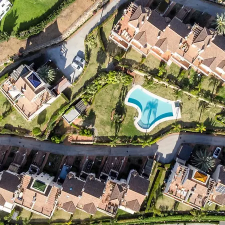 Townhouse In Paraiso Holiday home *