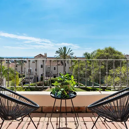 Townhouse In Paraiso