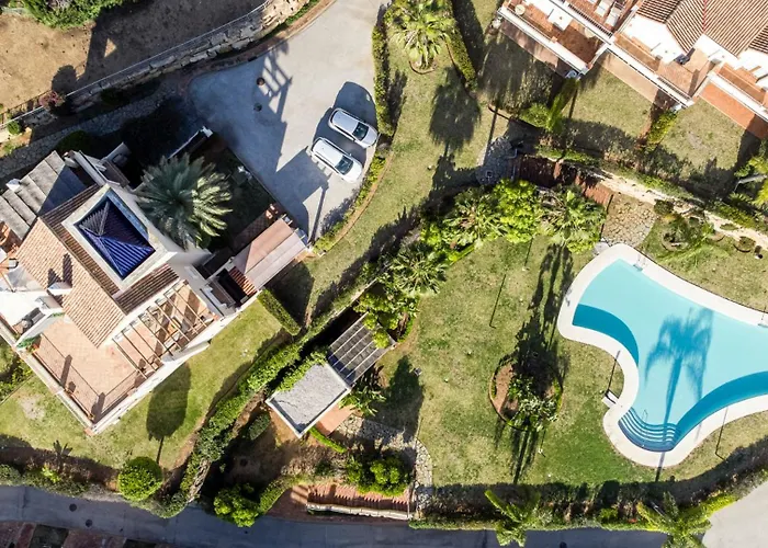 Townhouse In Paraiso Estepona