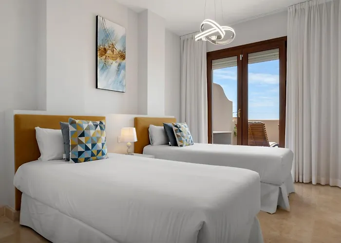 Townhouse In Paraiso