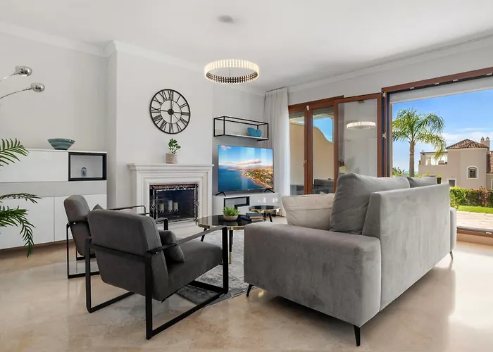 Townhouse In Paraiso 펜션 *