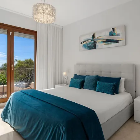 בית נופש Townhouse In Paraiso אסטפונה